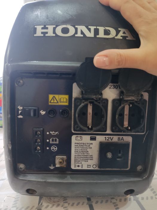 Продам генератор хонда