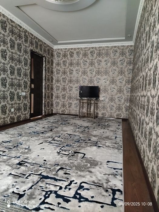 Guliston shahar 6 mavzeda ijaraga 2 xonali  uy beriladi