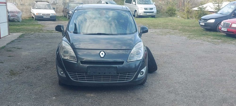 dezmembrez Renault Grand Scenic 1.5 dci/110 cp/an fabricație 2011