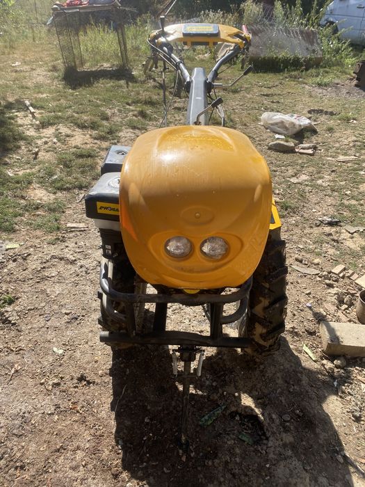 Vand Motocultor 16 cai