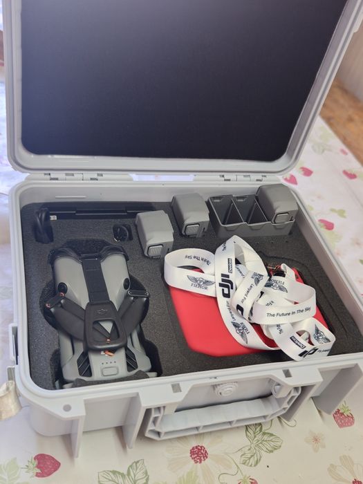 Квадрокоптер DJI Mini 5 pro fly more DJI RC-N3