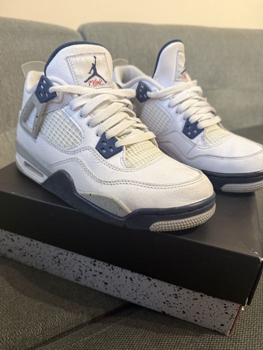 Jordan 4 Retro Midnight Navy (GS)