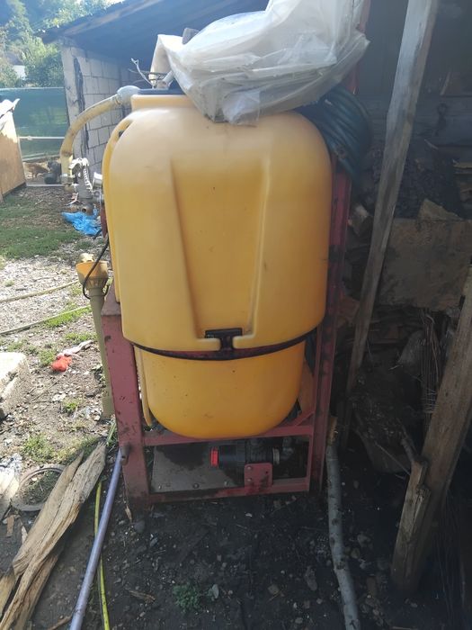 Pompa de stropit