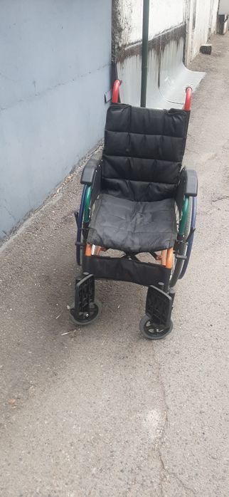 Инвалидная коляска