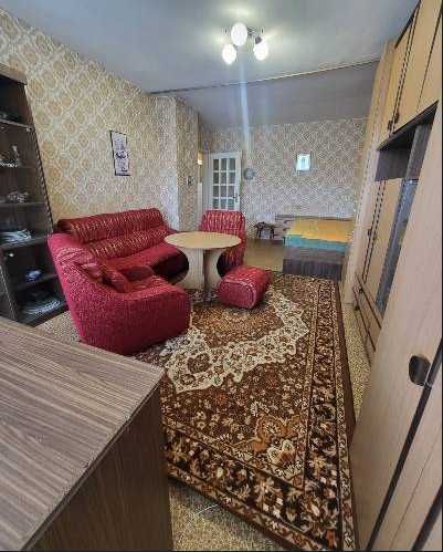 Дава се под наем Тристаен апартамент в Бургас, Славейков - 65 кв.м за 306 € - Снимка #1