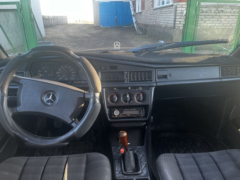 Продам мерседес 190