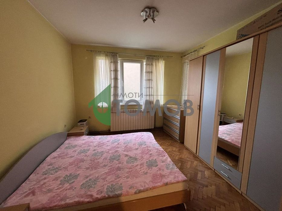 Дава се под наем Многостаен апартамент в Стара Загора, Център - 86 кв.м за 350 € - Снимка #3