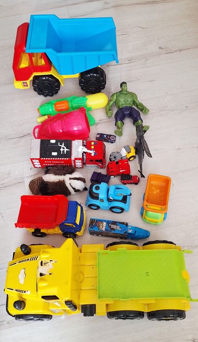 Игрушки для мальчика 2500