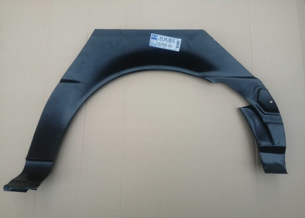 Вежда задна дясна 3D за FORD FIESTA III 89-95