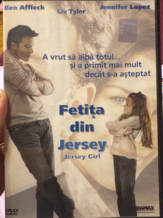 3 DVD-uri filme.