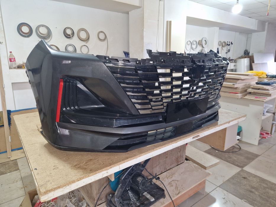 Продам передний бампер Changan cs55 plus.