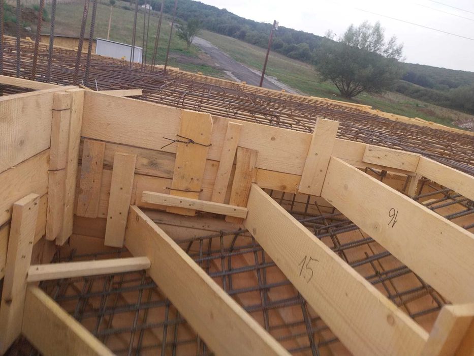 Construcții și renovări complete