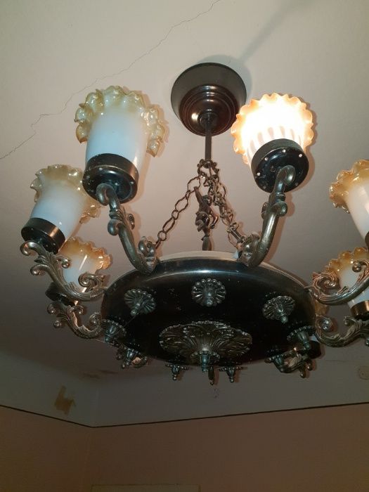Candelabru deosebit din bronz masiv !!