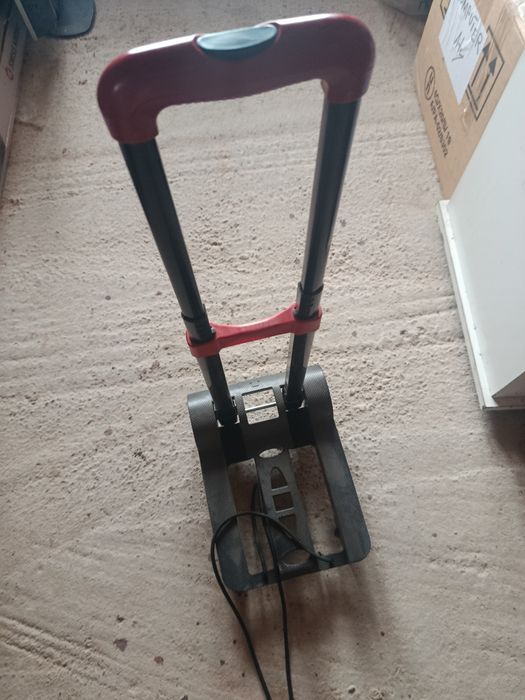 Vând căruț cumpărături