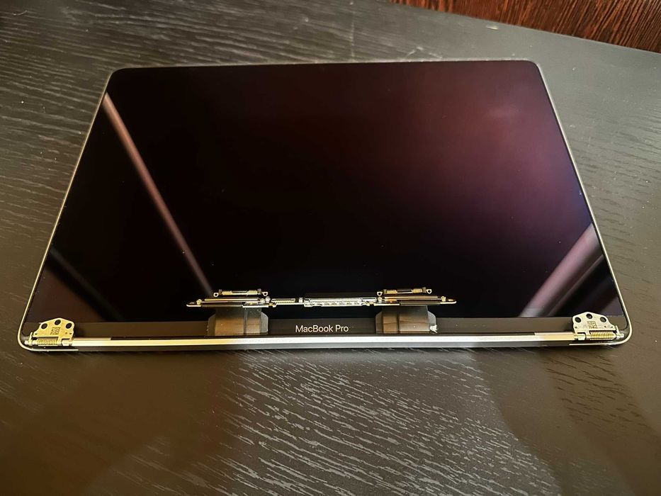 Ansamblu display MacBook Pro 2020 A2338