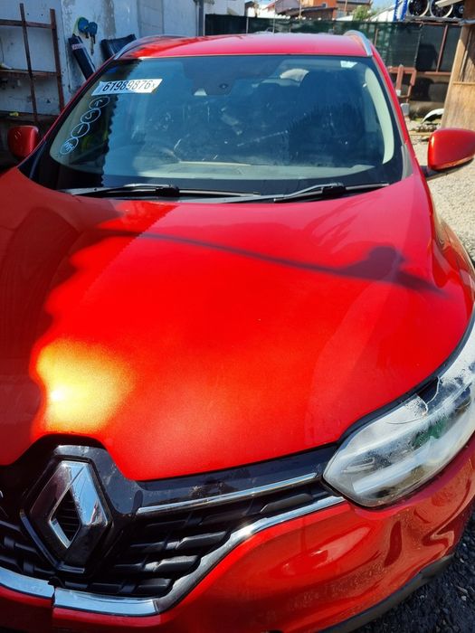 Capota Renault Kadjar 2015 - 2018 SUV 4 Usi Rouge Flamme Nacré TENNP (1630) Garantie