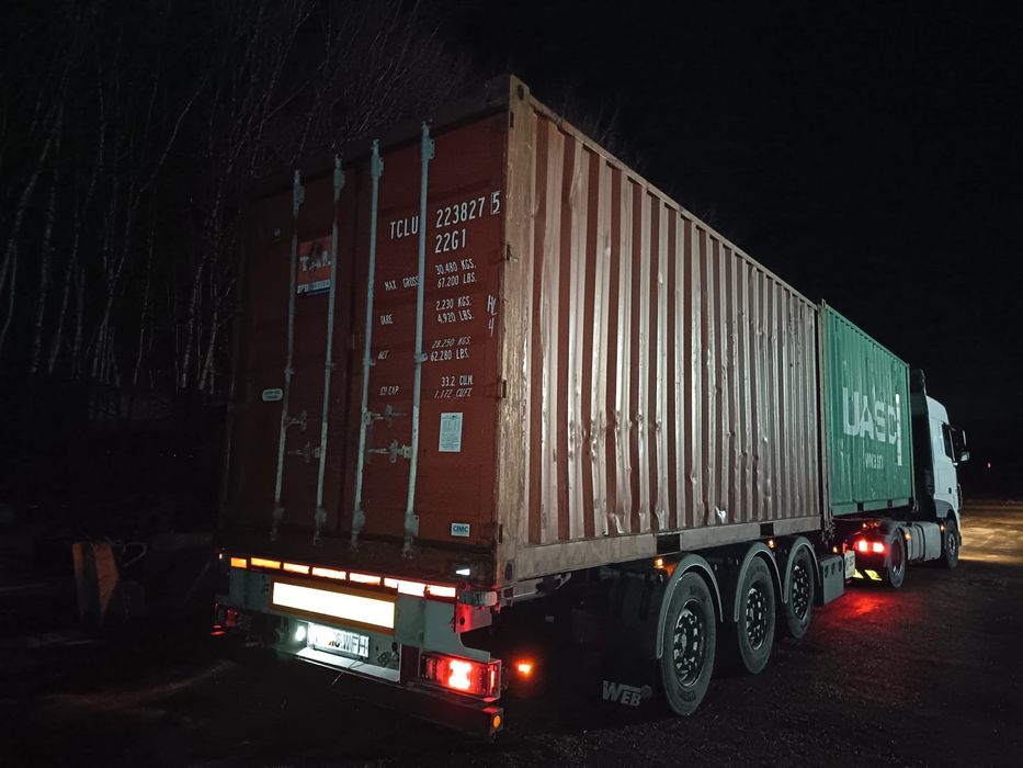 Vand containere 20" , 2 buc in stare f buna