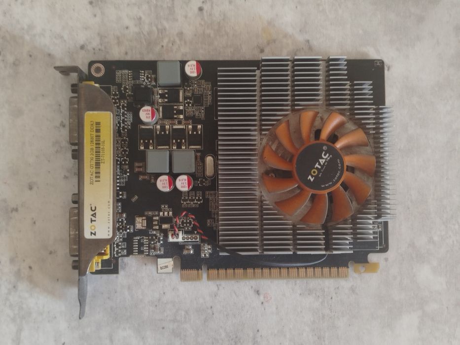 Срочно продаю видеокарту Zotac GT730 2GB+процессор+Кулер
