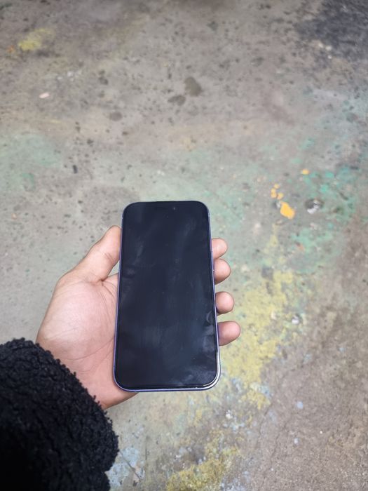 Iphone 16 e sim с Гарантией