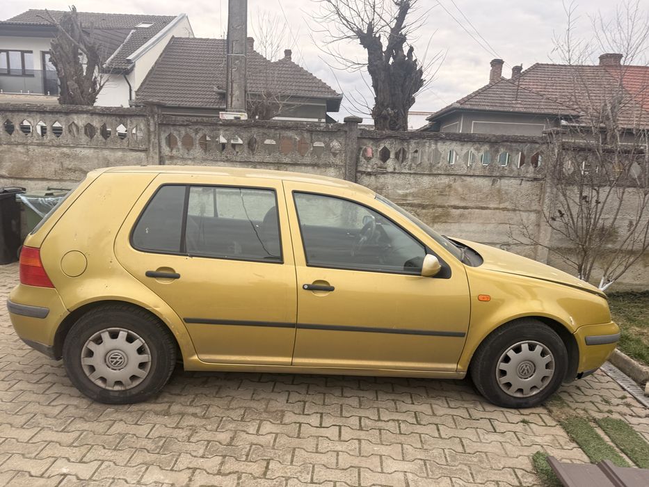 Volkswagen Golf mk 4 1.4 distributia rupta