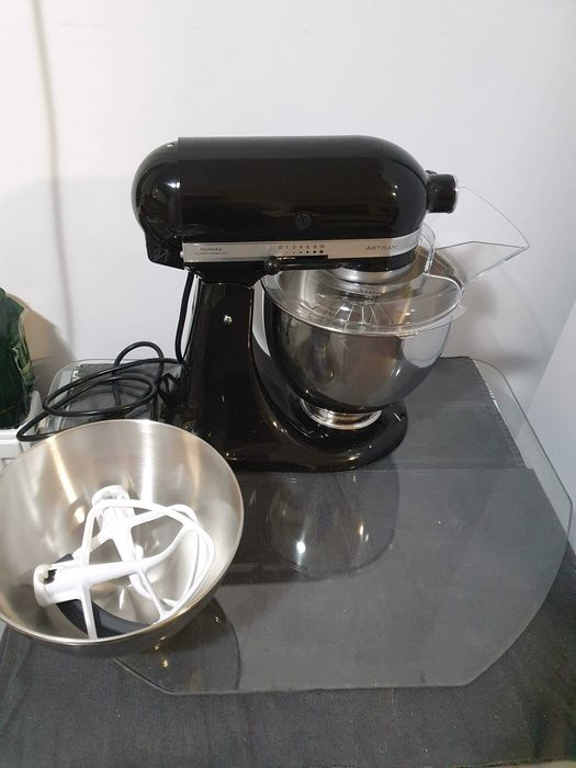 Kitchen Aid Artisan 4.8 L, model 175, Onyx Black, 2 boluri