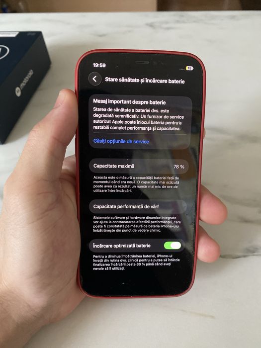 Vand iphone 12 pentru piese