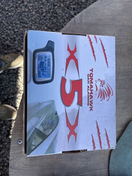 Продам сигнализацию tomahawk x5