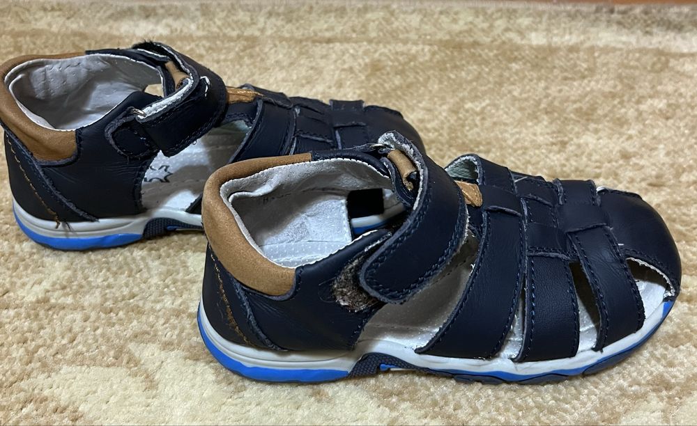 Сандали на мальчика