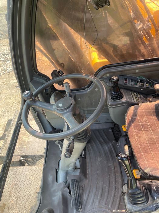 Volvo srochni sotiladi