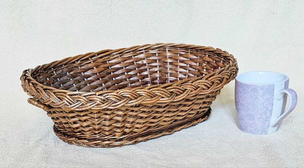 Корзинки из натуральной лозы.