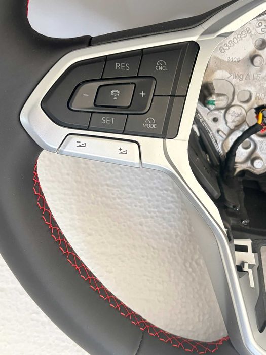 Volan piele nou gama VW ID 3 4 5 nou original VW