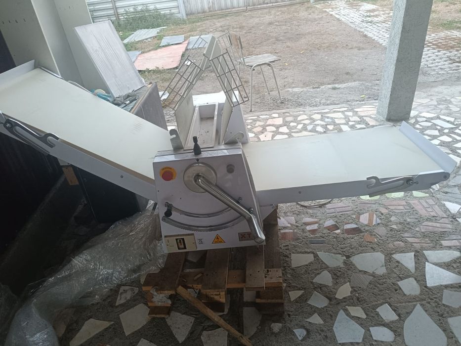 тестораскаточная машина