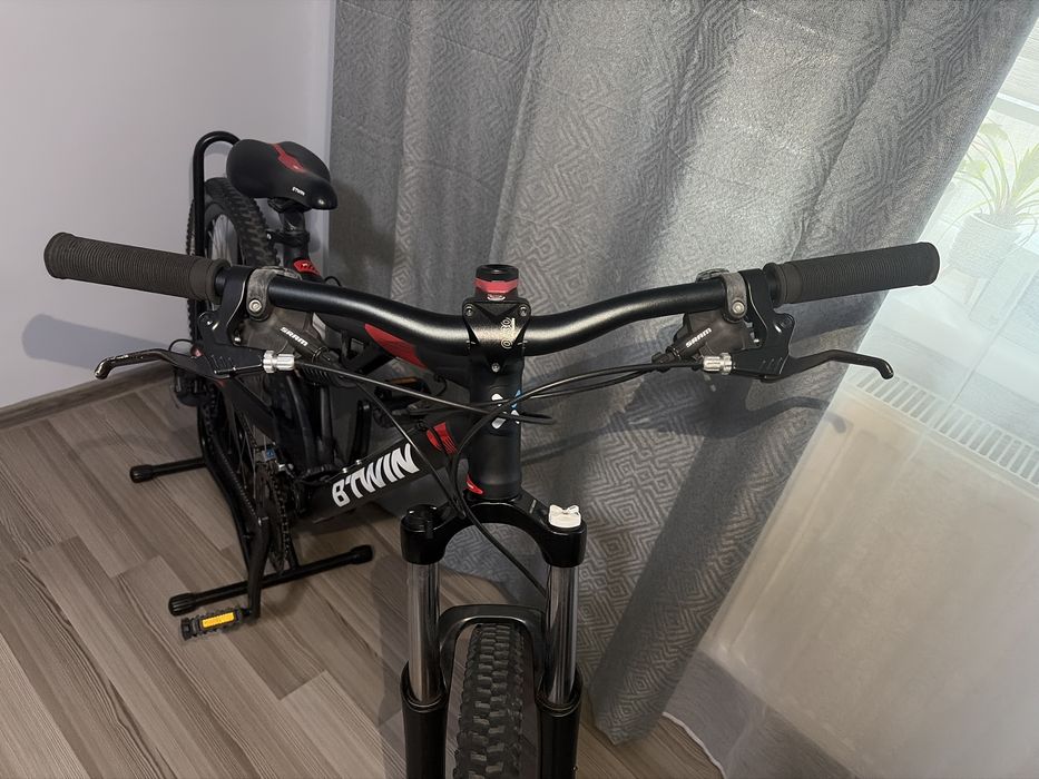 B’twin Rockrider 520s