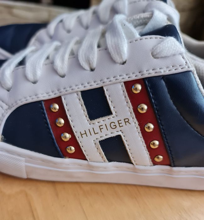 Teniși Tommy Hilfiger piele naturală  originali,nr 36,5