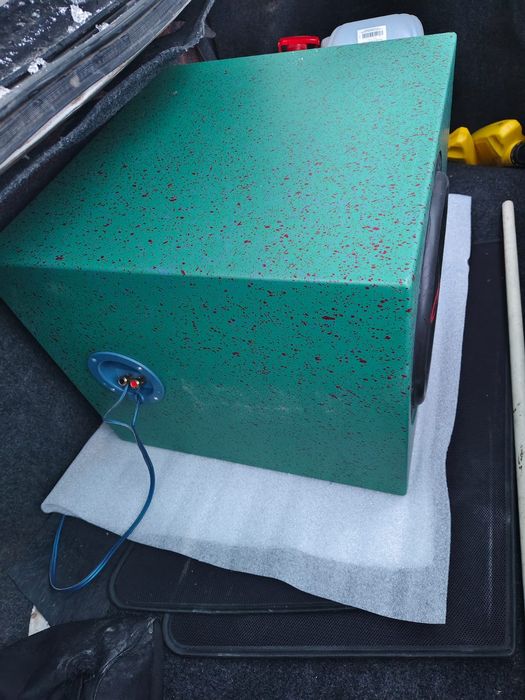 Продам сабвуфер !!!