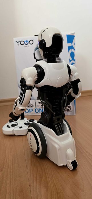 Робот silverlit op one