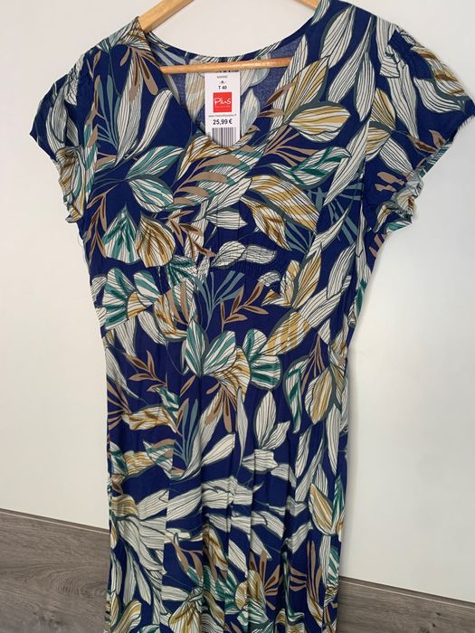 Разкошна нова дълга рокля