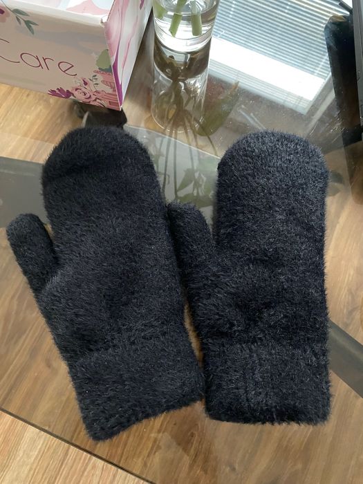 Черни зимни ръкавици