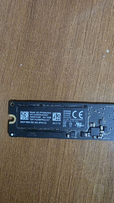 Продам ССД ssd на макбук