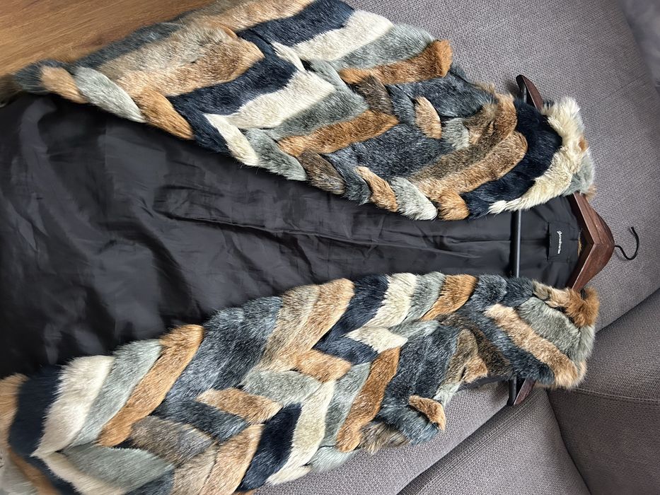 Дамски елек от изкуствен косъм Stradivarius