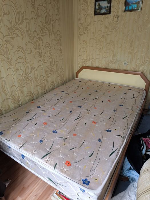 Продам кровать..
