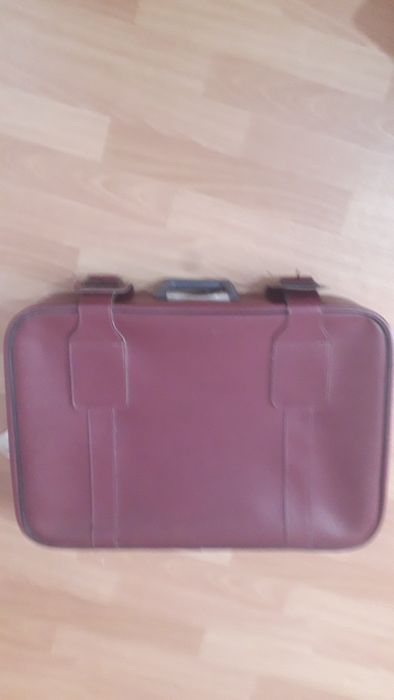 Кожанный чемодан. С КЛЮЧИКОМ.