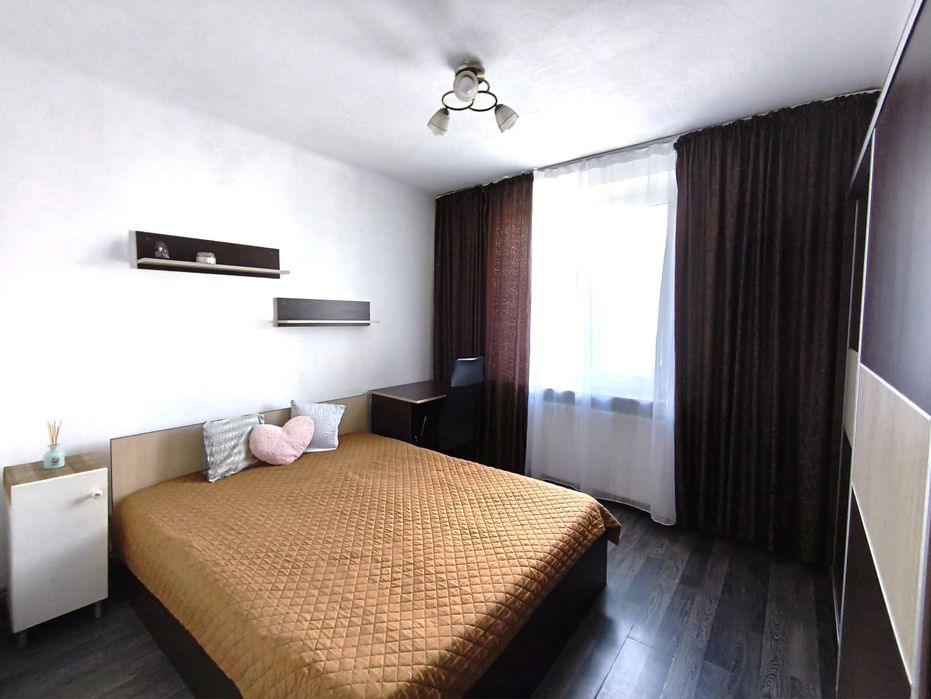 Ultracentral: Apartament cu 2 camere, vis-a-vis de Teatrul National