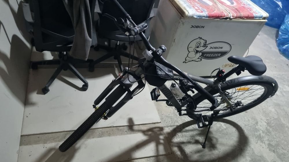 Velosiped yangi pul kerak uchun sotvomani