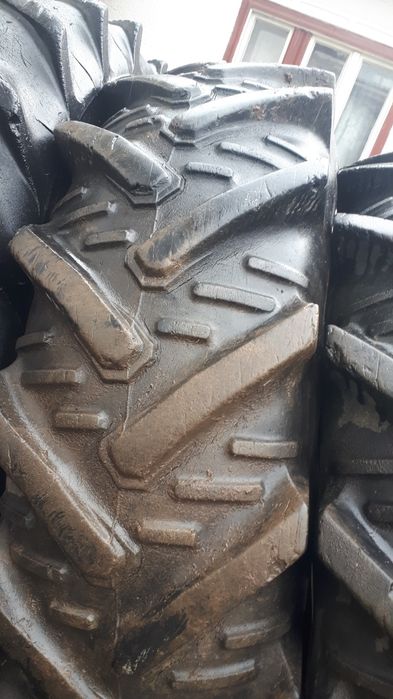 Anvelope tractor 16,9R34 cu jenti U 650