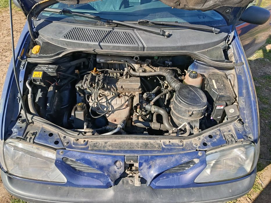 Renault Megane 1.6 бензин на части