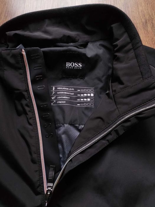 hugo boss -  мъжко яке КАТО НОВО L