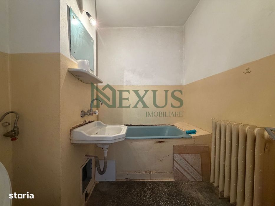 Apartament 2 camere decomandat ultracentral de Vanzare