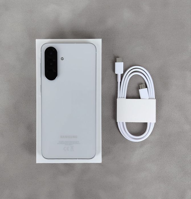 Samsung A56 8gb озу 256 gb