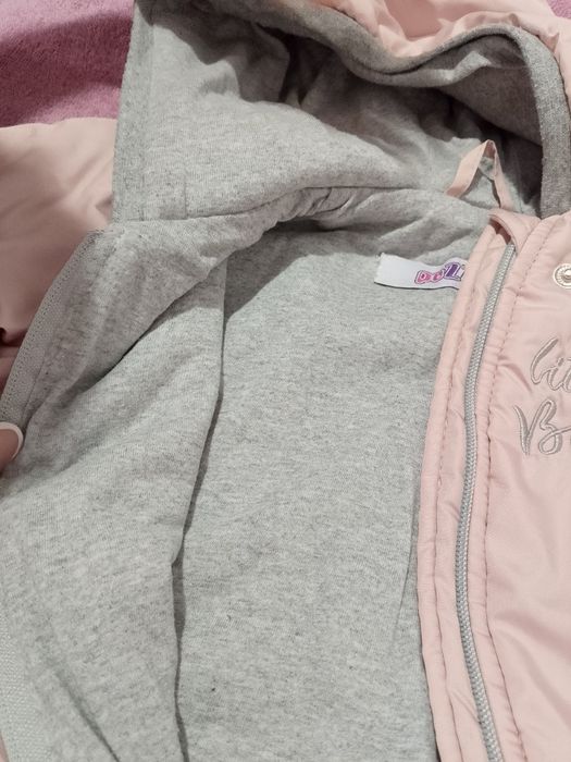 Продам комбинезон на девочку